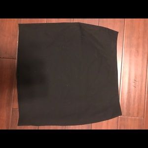 Banana Republic sz 10 pencil skirt in black
